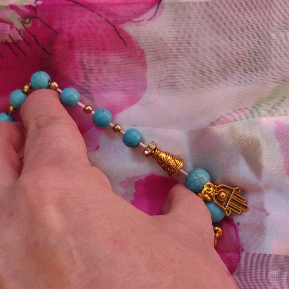 Beautiful Hamsa Bracelet - Picture 4 of 4